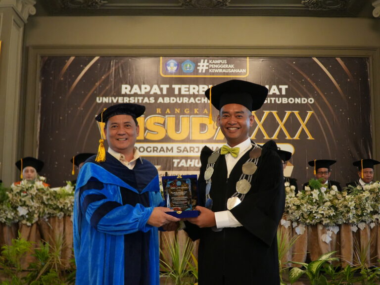 UNARS Gelar Wisuda ke-30: Luluskan Angkatan Pertama Magister Manajemen